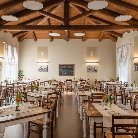 Il Giardino Di Ghilot Bed and Breakfast Cherasco Buitenkant foto